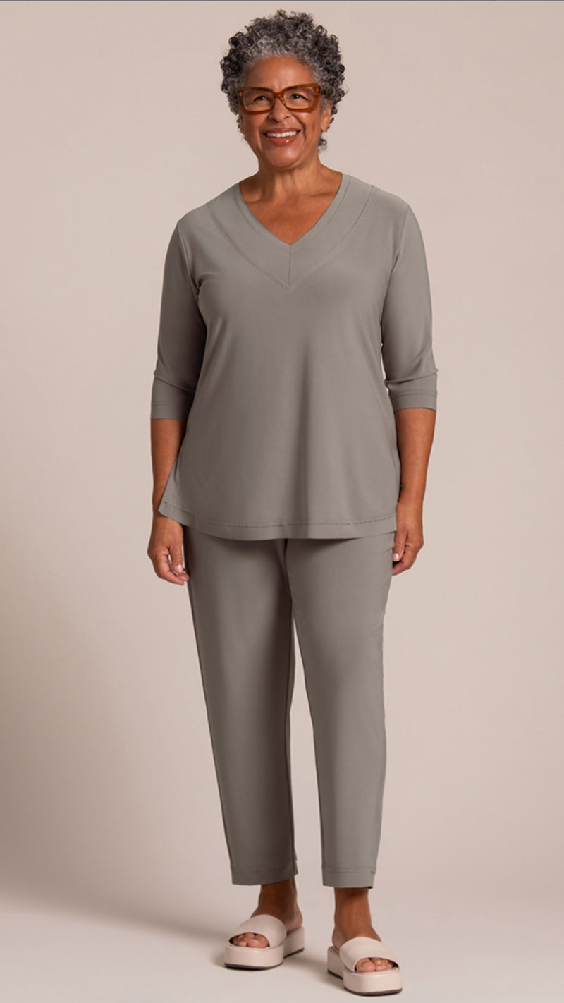 Splice V-Neck Go To Top, Elbow Sleeve