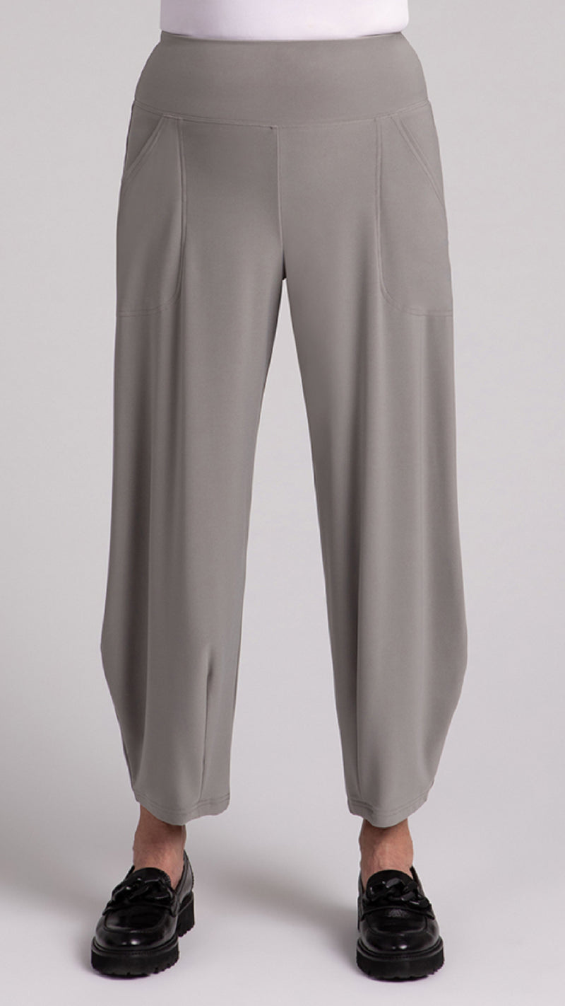 Narrow Lantern Pant