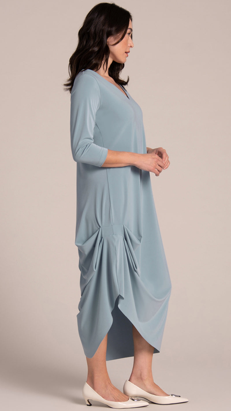 Drama Dress, 3/4 sleeve