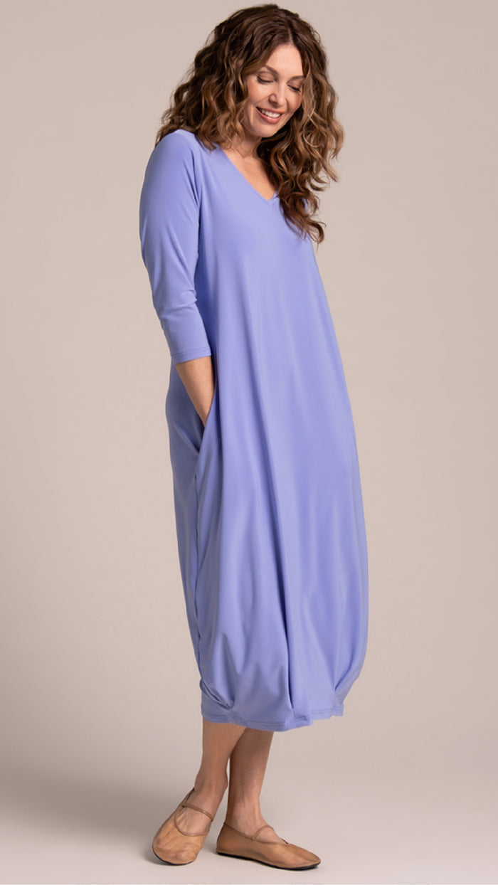 V-Neck Narrow Lantern Dress, 3/4 Sleeve