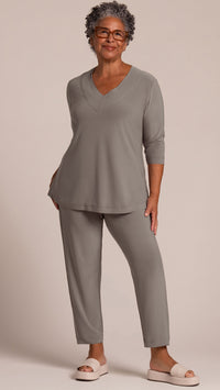 Splice V-Neck Go To Top, Elbow Sleeve