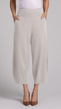 Narrow Lantern Pant